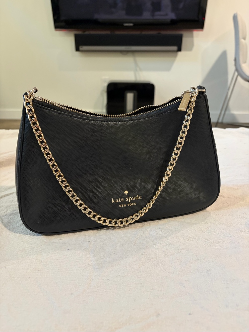kate spade black leather shoulder bag with gold chain
